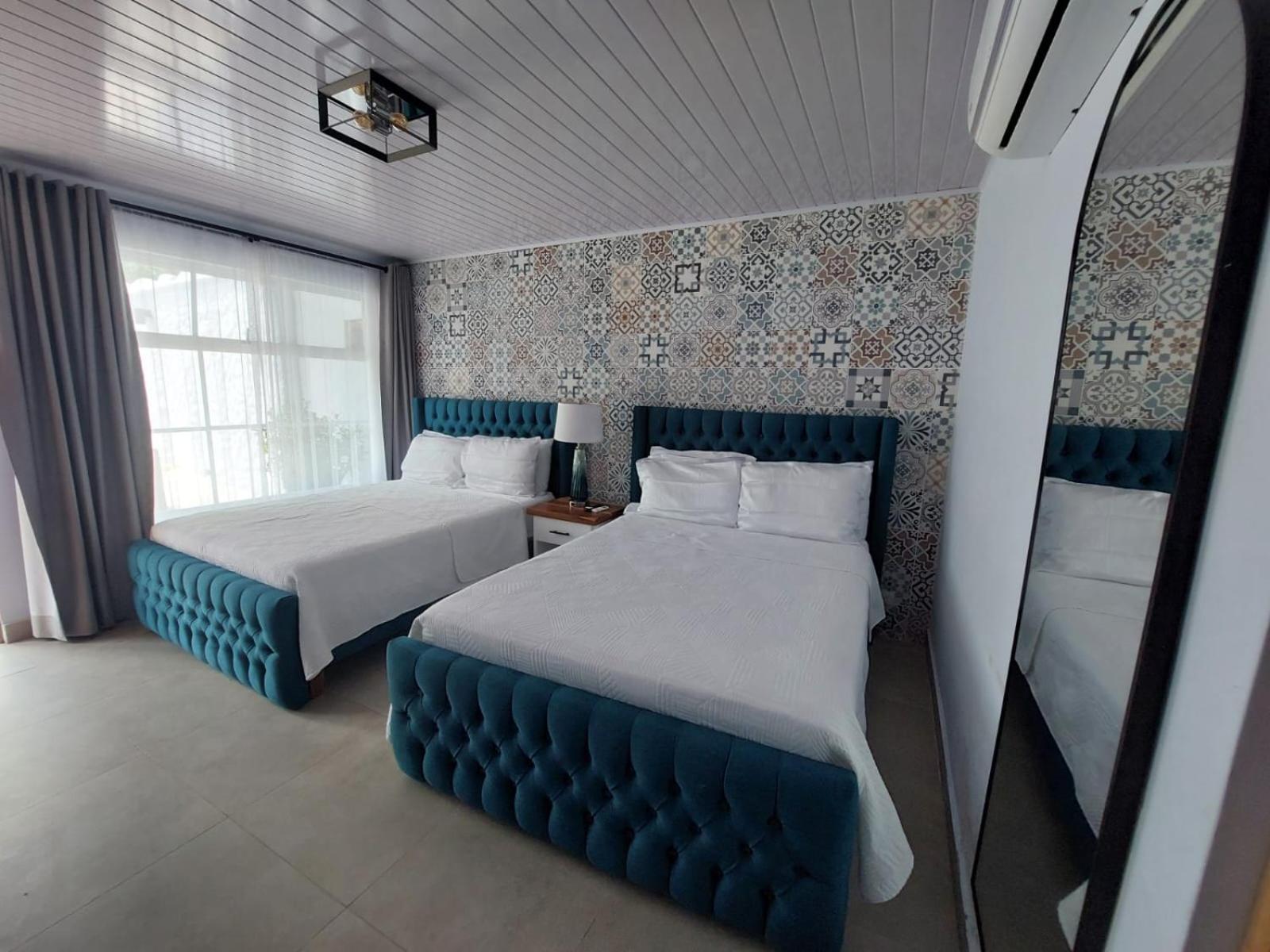 Hotel Mono Azul Quepos Kültér fotó