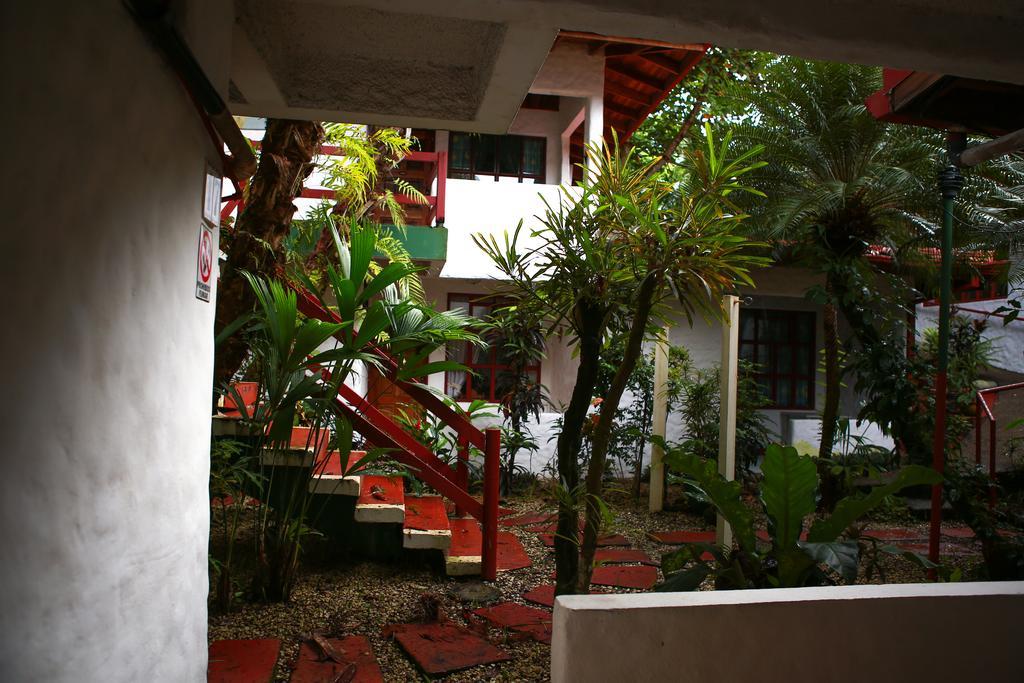 Hotel Mono Azul Quepos Kültér fotó