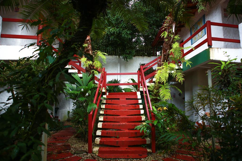 Hotel Mono Azul Quepos Kültér fotó