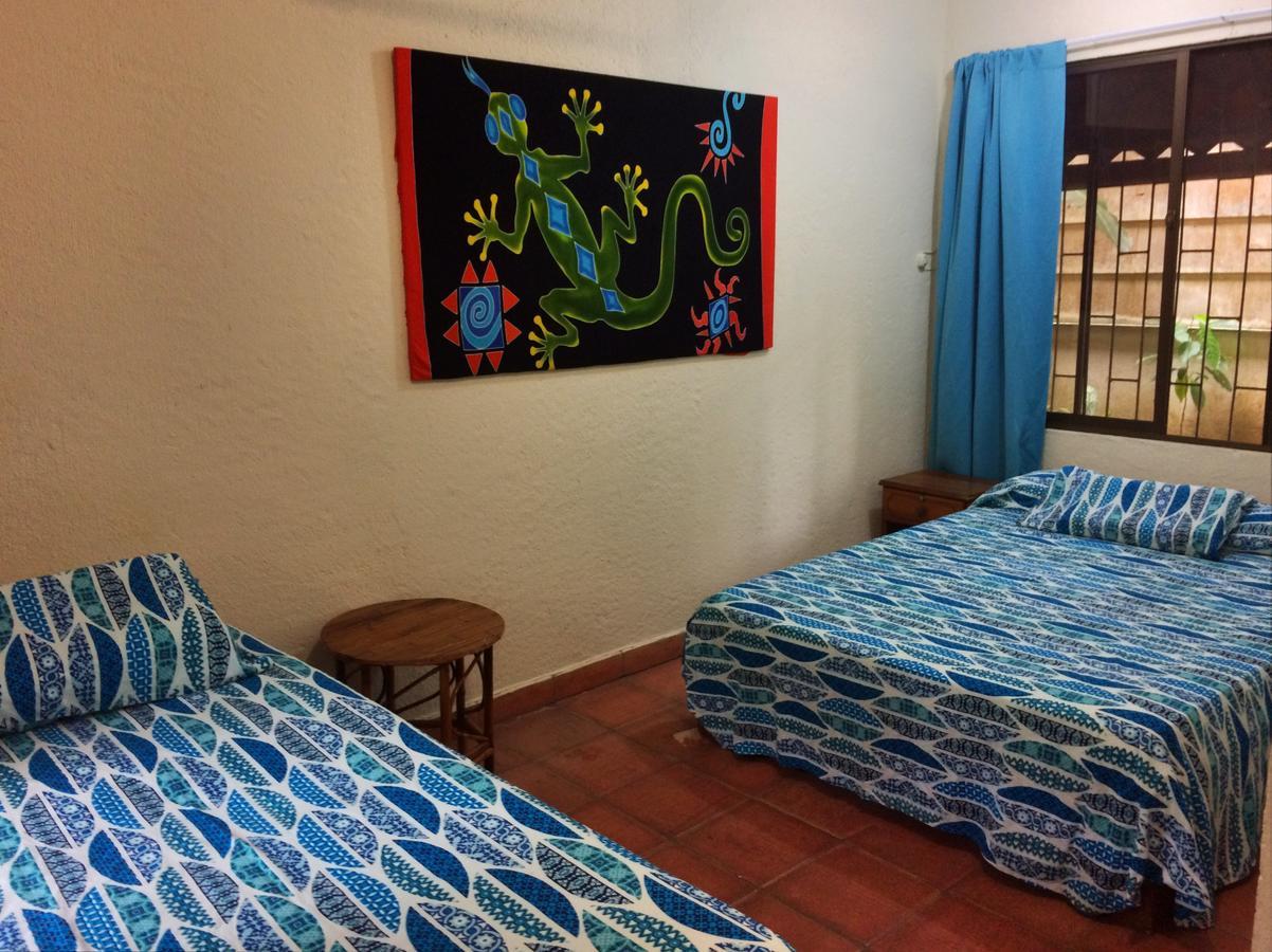 Hotel Mono Azul Quepos Kültér fotó